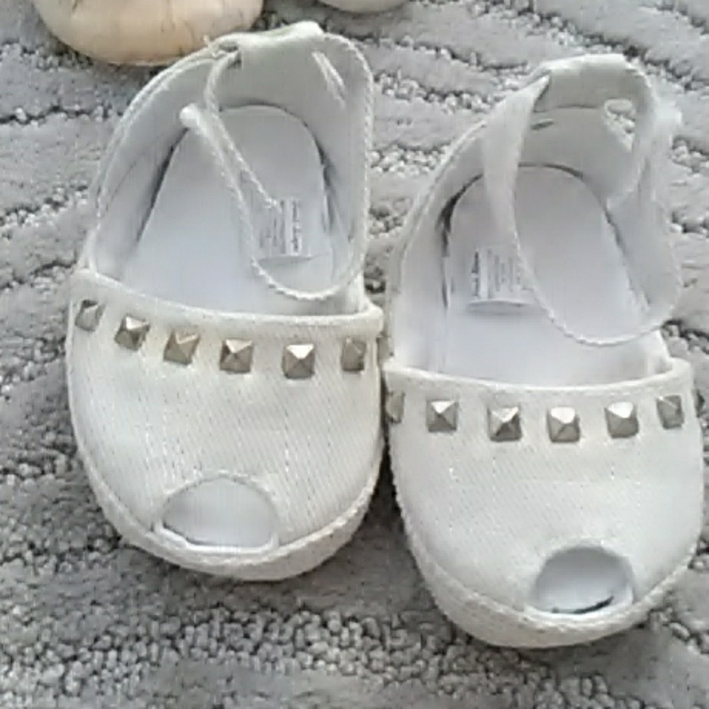 Baby girl soft sole sandles